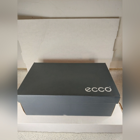 Ecco Fraser Men's Size 12-12.5 Slip On Black Sneaker Shoes (NIB) - Picture 2 of 16